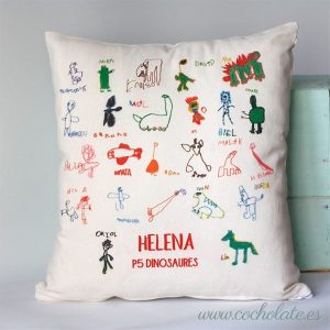 Cojín para Profe con dibujos de alumnos